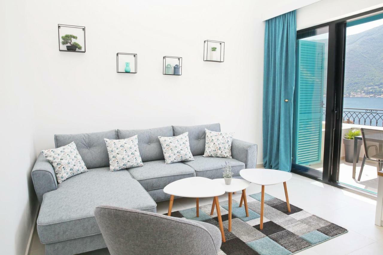 Apartments Boka Blue Dobrota Kotor Eksteriør bilde