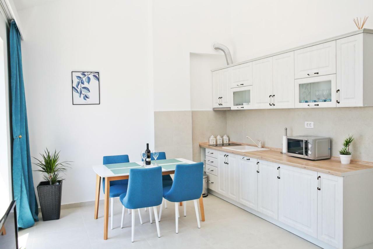 Apartments Boka Blue Dobrota Kotor Eksteriør bilde