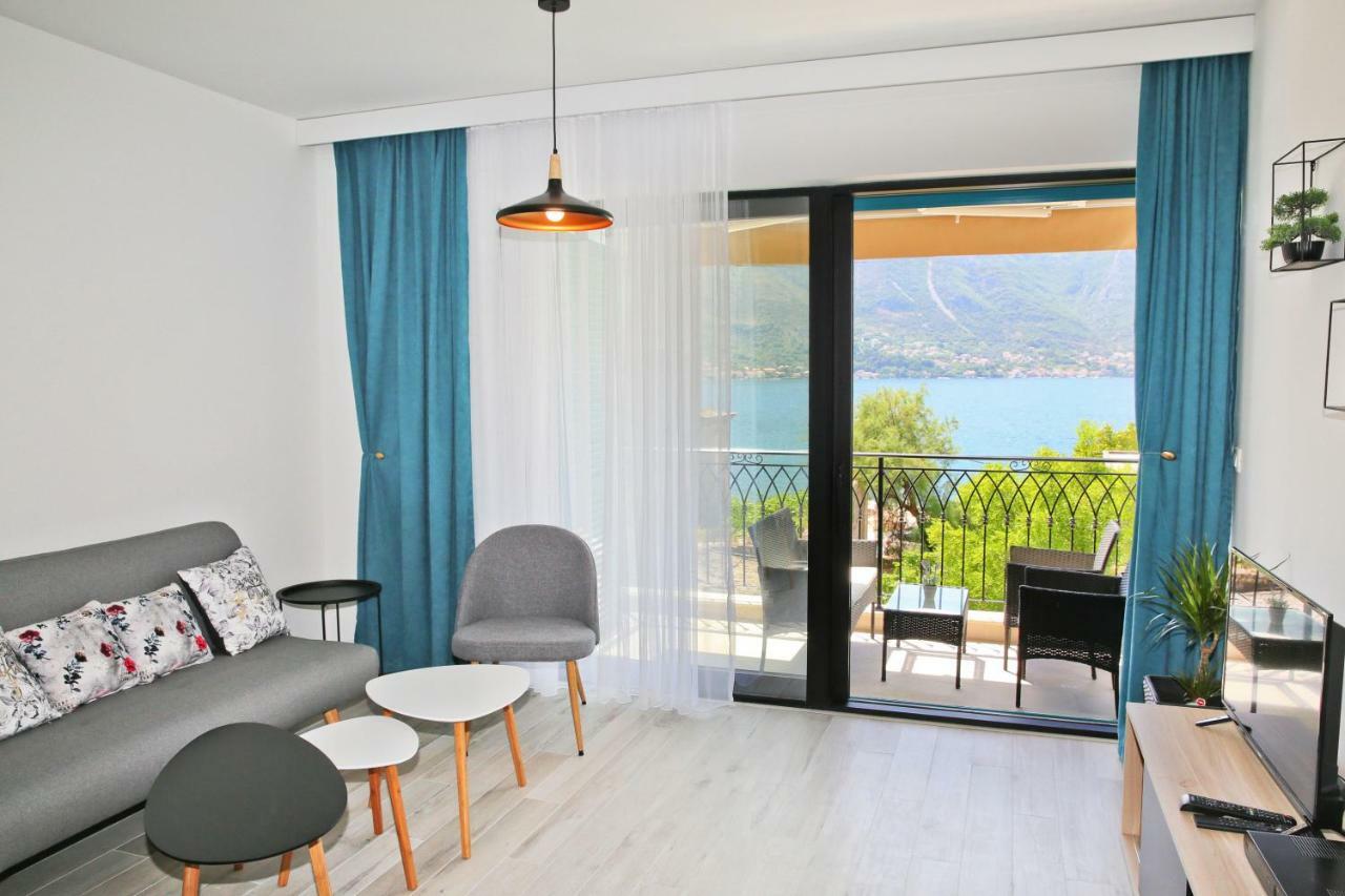 Apartments Boka Blue Dobrota Kotor Eksteriør bilde