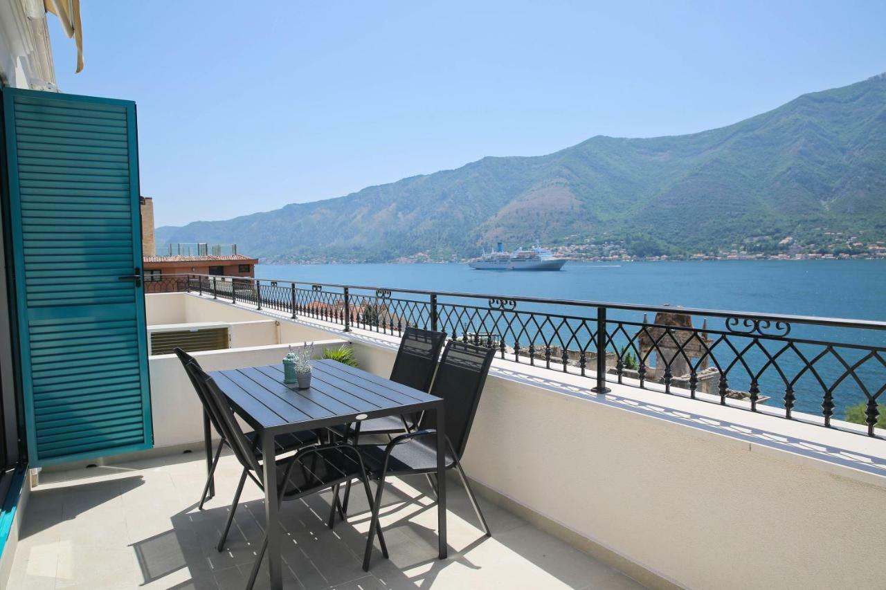 Apartments Boka Blue Dobrota Kotor Eksteriør bilde