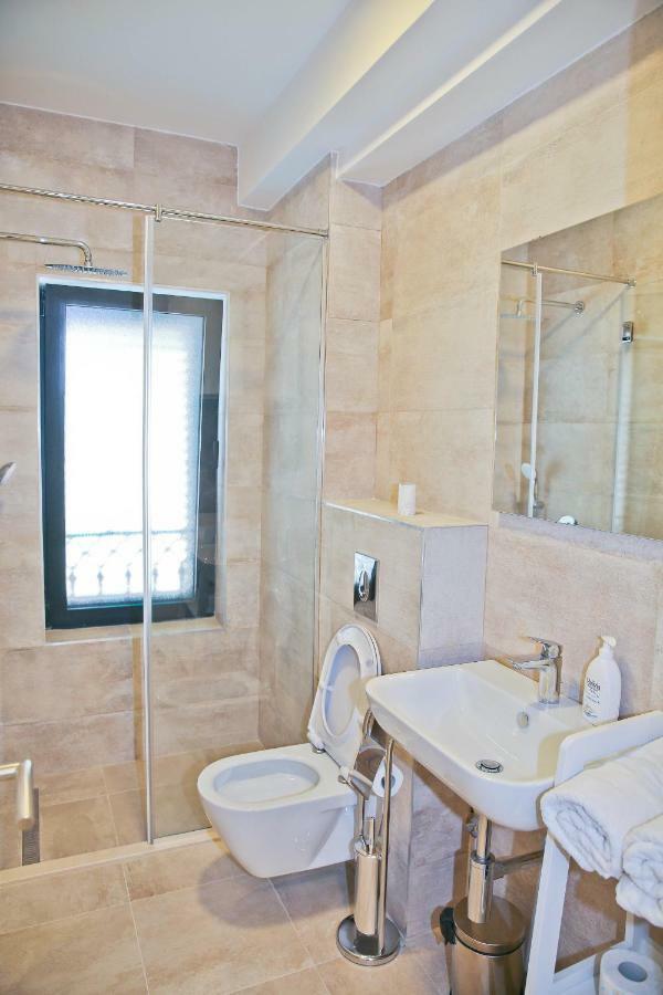 Apartments Boka Blue Dobrota Kotor Eksteriør bilde